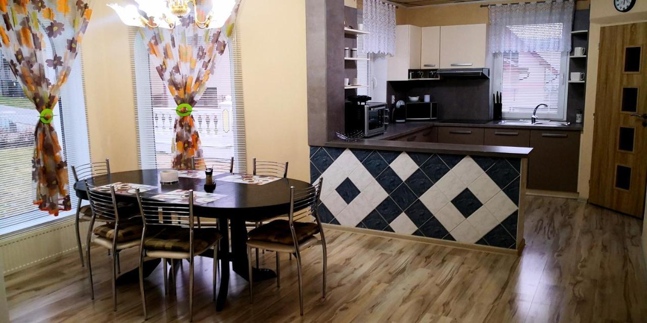 Apartmány Riviéra&Vila Deluxe Liptov Bešeňová Ruzomberok Exterior foto